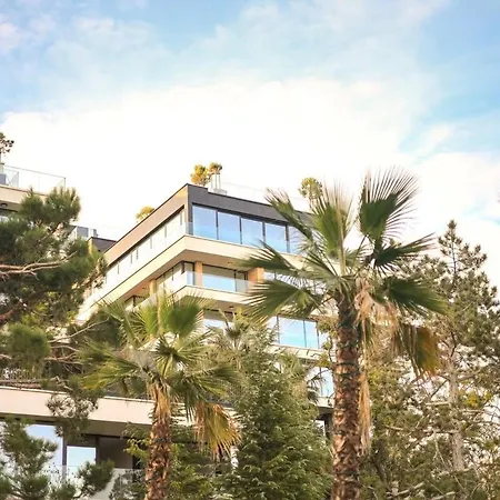 Azur Panorama Pool & Διαμέρισμα *
